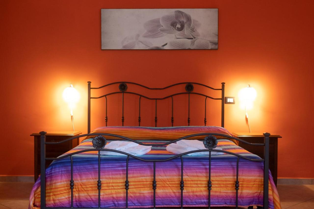 Antico Casale - Camere Con Angolo Cottura อากรอโปลี ภายนอก รูปภาพ