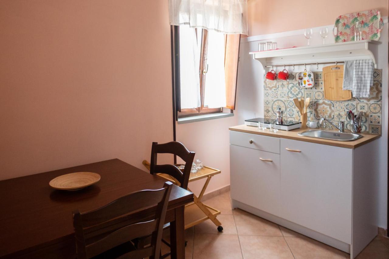 Antico Casale - Camere Con Angolo Cottura อากรอโปลี ภายนอก รูปภาพ
